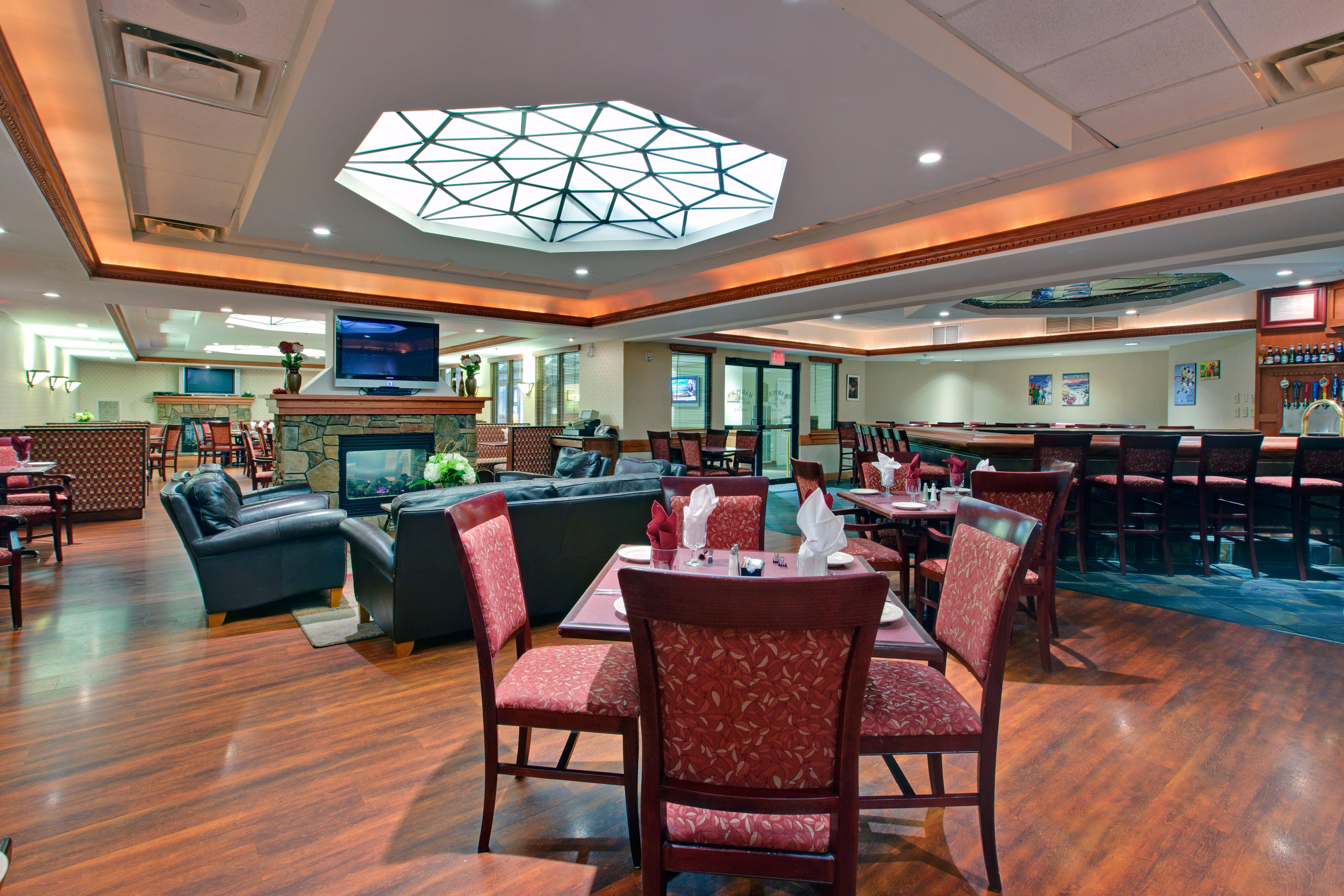 Holiday Inn South Burlington, An Ihg Hotel Экстерьер фото