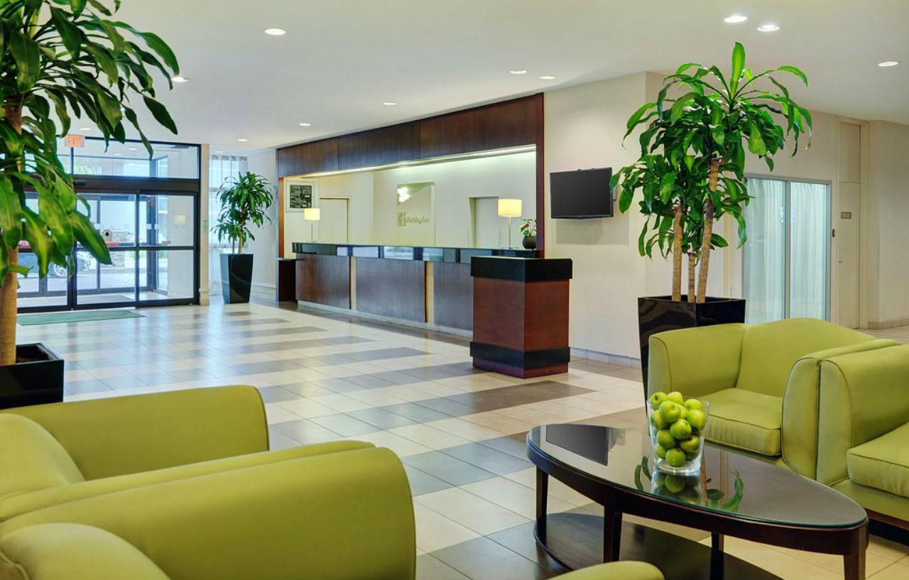 Holiday Inn South Burlington, An Ihg Hotel Экстерьер фото
